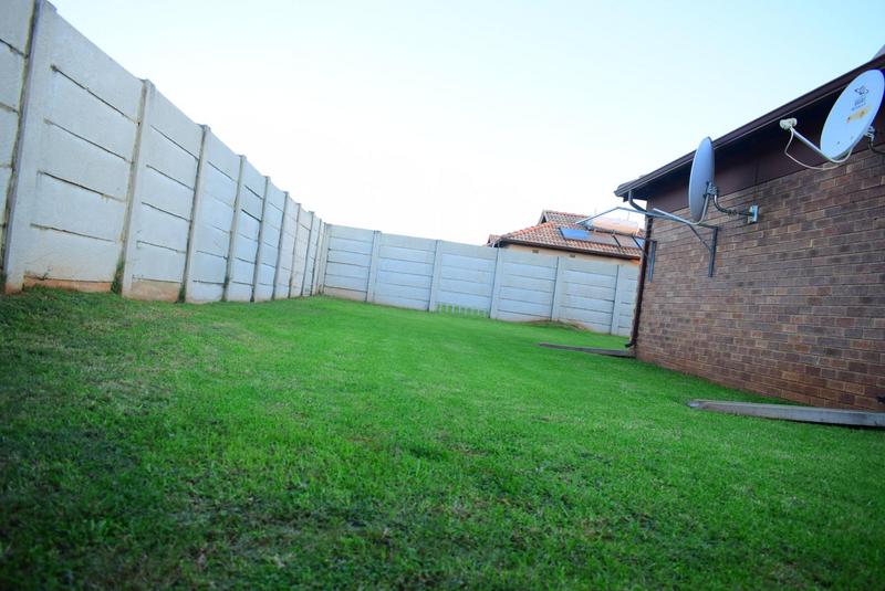 3 Bedroom Property for Sale in Clayville Gauteng