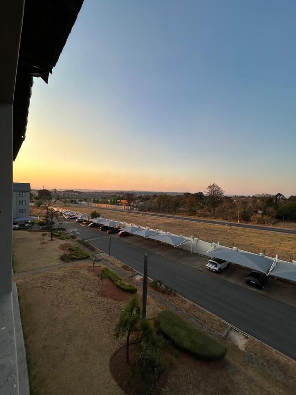 To Let 2 Bedroom Property for Rent in Carlswald Gauteng