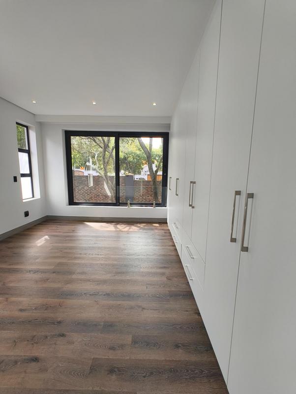 To Let 4 Bedroom Property for Rent in Lynnwood Gauteng