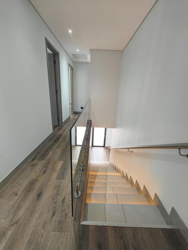 To Let 4 Bedroom Property for Rent in Lynnwood Gauteng