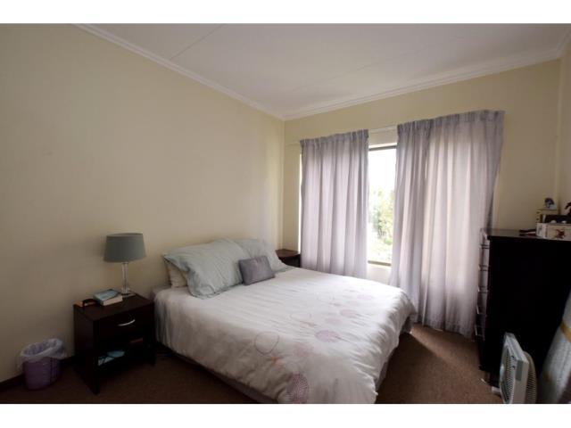 1 Bedroom Property for Sale in Bryanston Gauteng