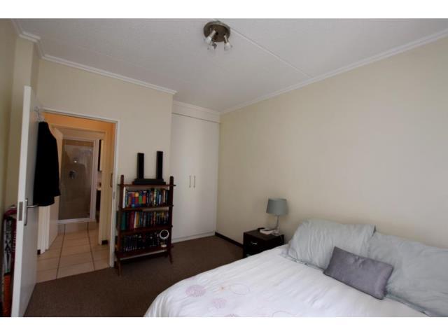 1 Bedroom Property for Sale in Bryanston Gauteng