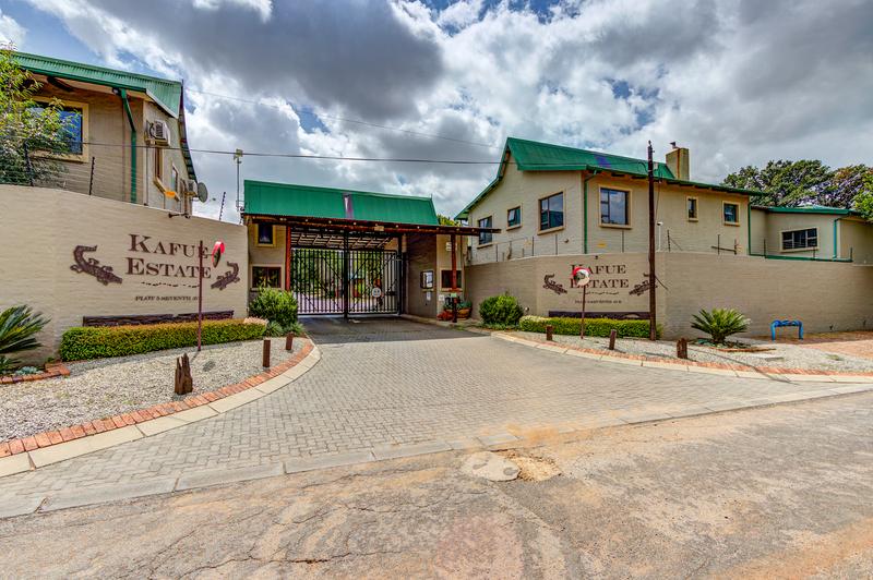 2 Bedroom Property for Sale in Glen Marais Gauteng