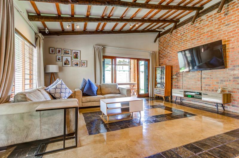 2 Bedroom Property for Sale in Glen Marais Gauteng