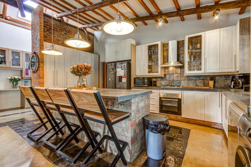 2 Bedroom Property for Sale in Glen Marais Gauteng