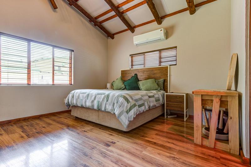 2 Bedroom Property for Sale in Glen Marais Gauteng