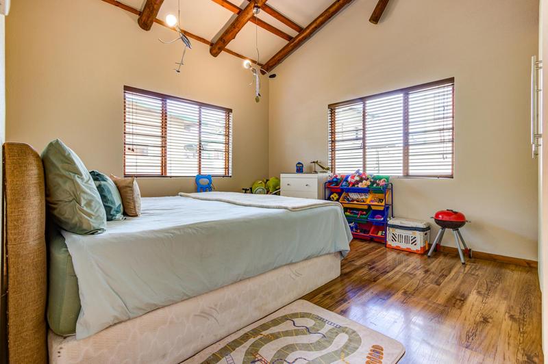 2 Bedroom Property for Sale in Glen Marais Gauteng