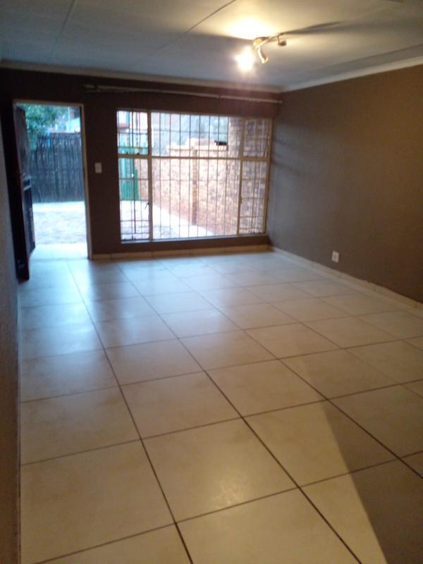 2 Bedroom Property for Sale in Witfield Gauteng