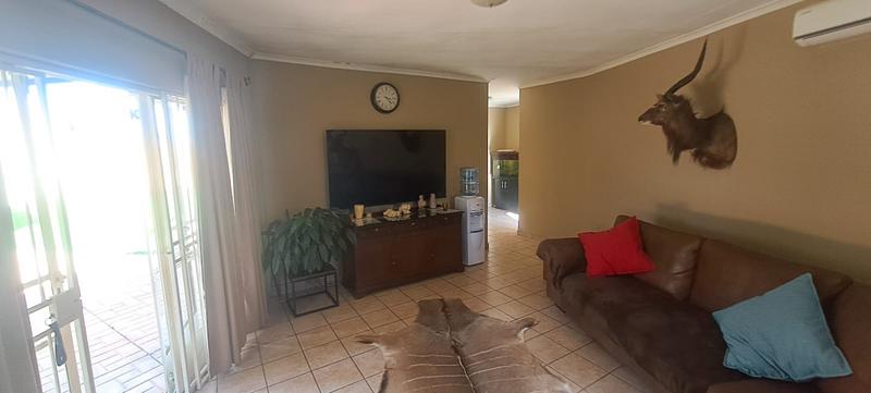 4 Bedroom Property for Sale in Elspark Gauteng