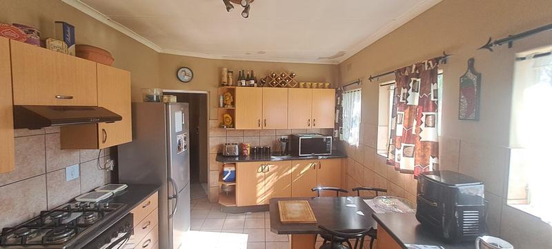 4 Bedroom Property for Sale in Elspark Gauteng