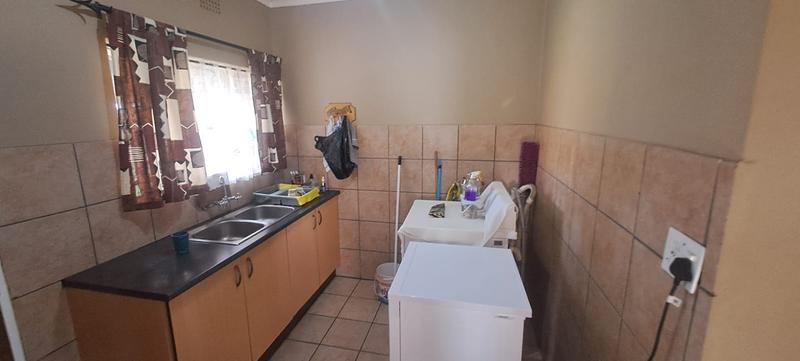 4 Bedroom Property for Sale in Elspark Gauteng