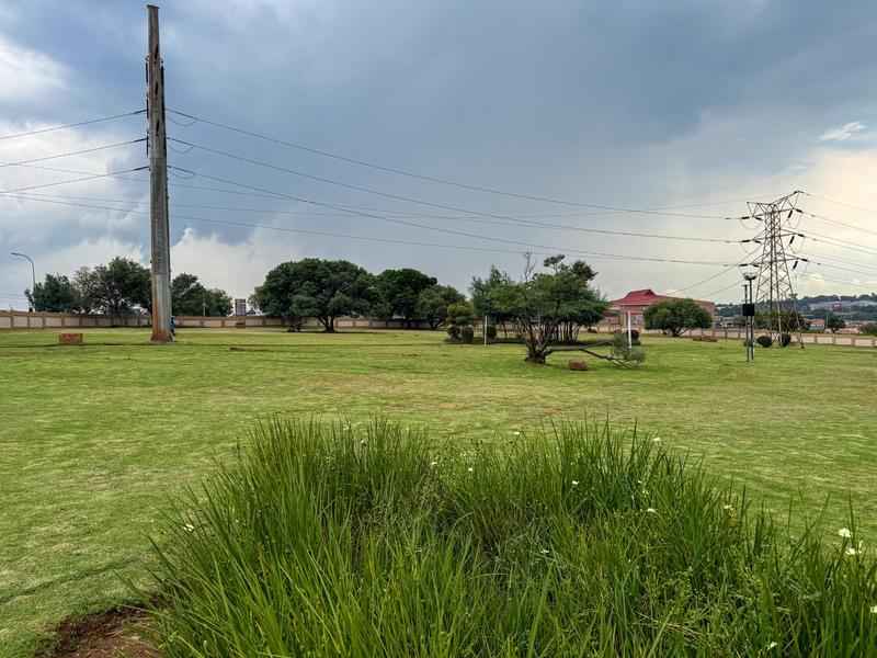 2 Bedroom Property for Sale in Mondeor Gauteng