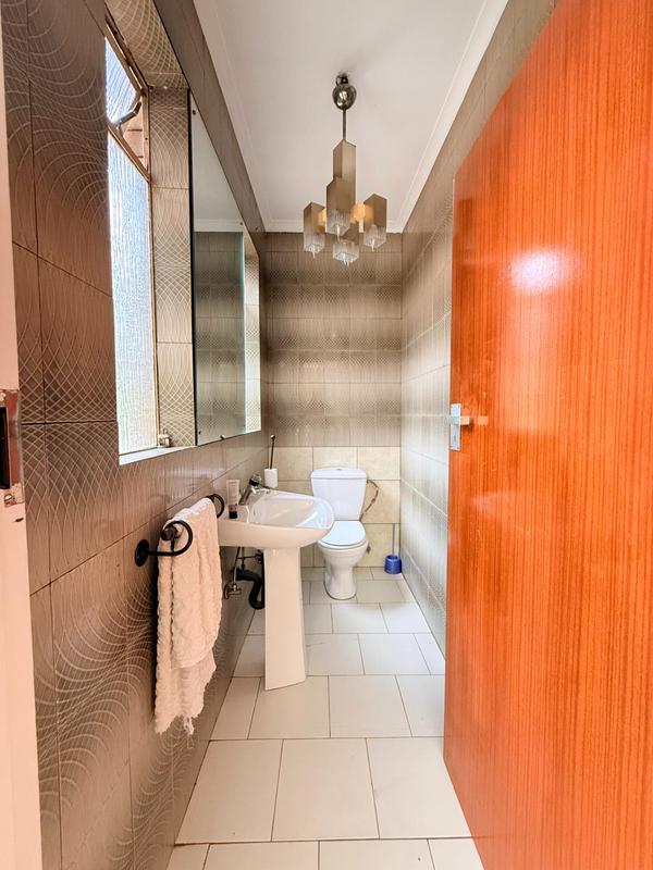 To Let 4 Bedroom Property for Rent in Edenvale Gauteng