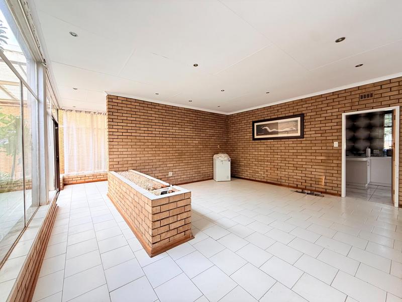 To Let 4 Bedroom Property for Rent in Edenvale Gauteng