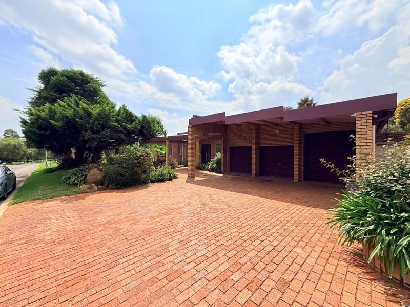 To Let 4 Bedroom Property for Rent in Edenvale Gauteng