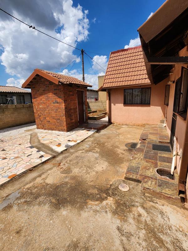 3 Bedroom Property for Sale in Palm Springs Gauteng