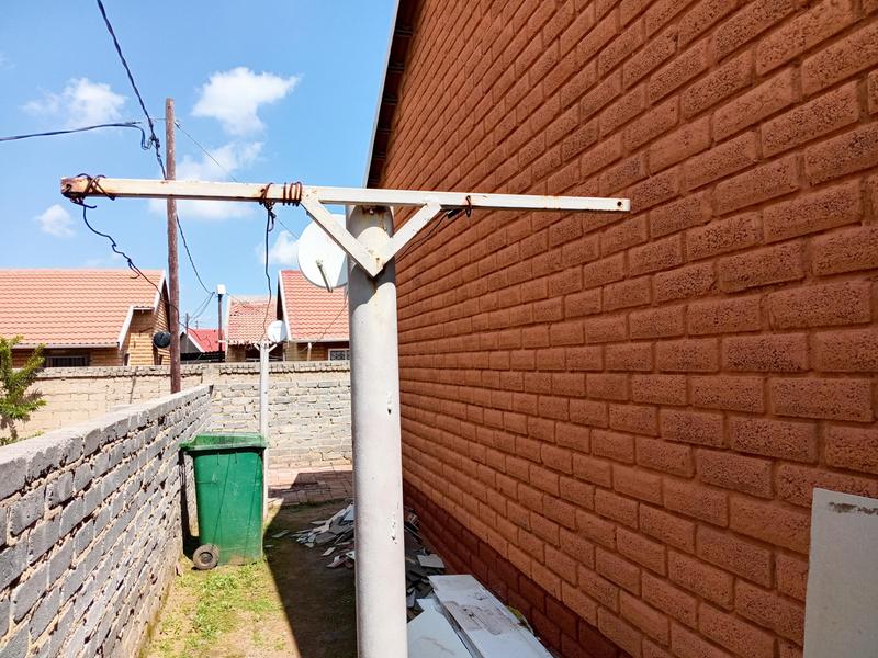 2 Bedroom Property for Sale in Beverley Hills Gauteng