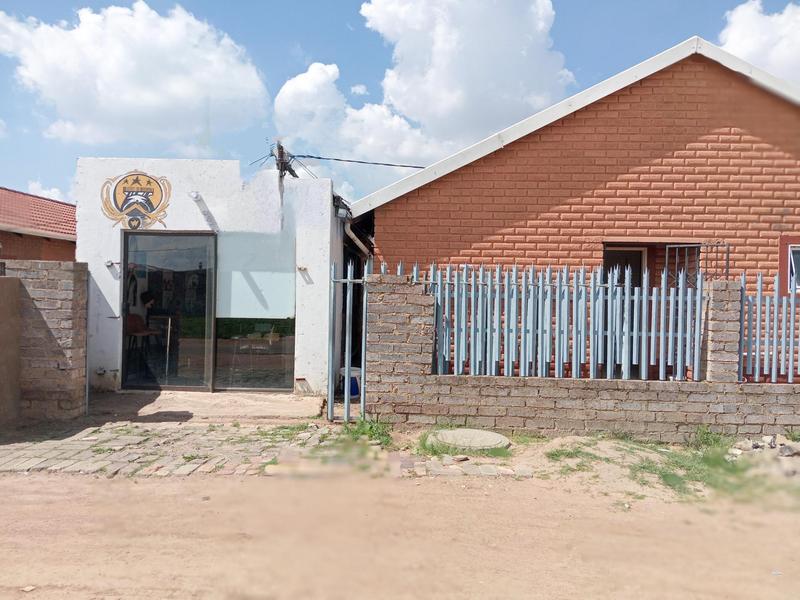 2 Bedroom Property for Sale in Beverley Hills Gauteng