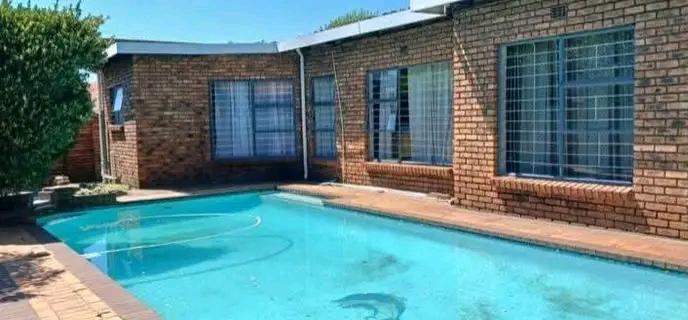 4 Bedroom Property for Sale in Dalpark Gauteng