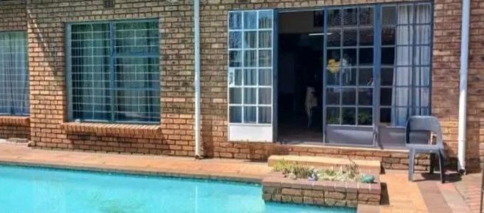 4 Bedroom Property for Sale in Dalpark Gauteng