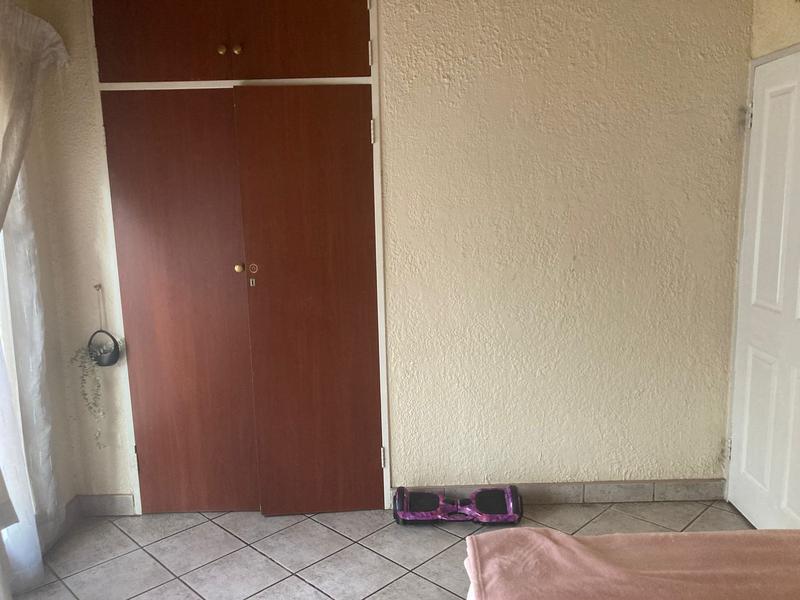 5 Bedroom Property for Sale in New State Area Gauteng