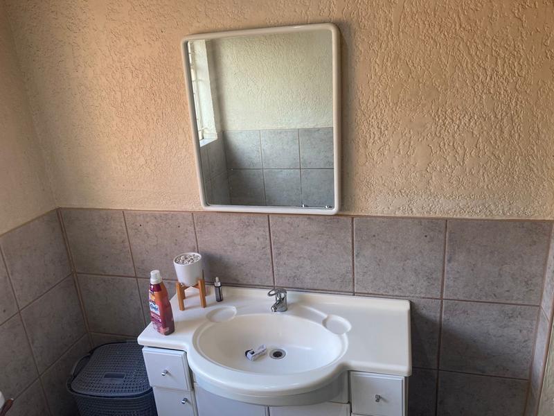 5 Bedroom Property for Sale in New State Area Gauteng