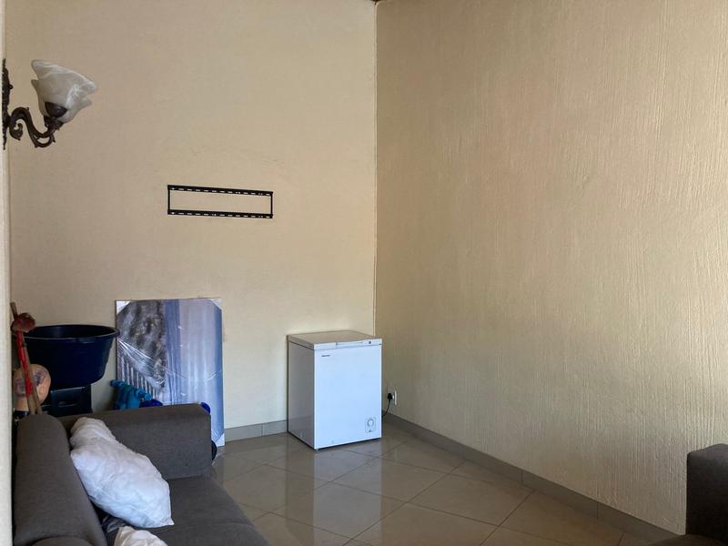 5 Bedroom Property for Sale in New State Area Gauteng