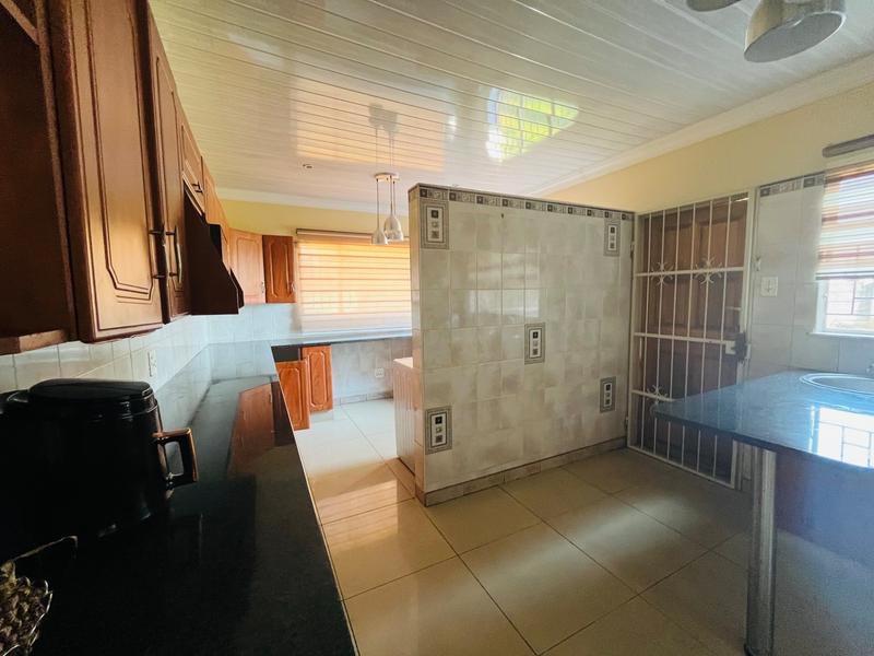 5 Bedroom Property for Sale in New State Area Gauteng