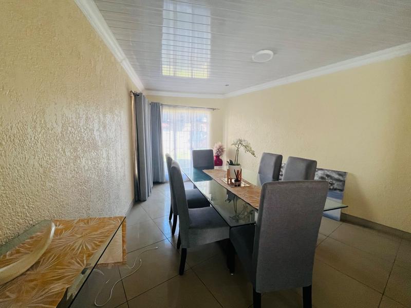 5 Bedroom Property for Sale in New State Area Gauteng