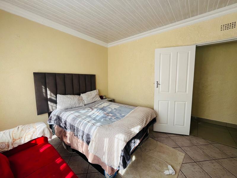 5 Bedroom Property for Sale in New State Area Gauteng