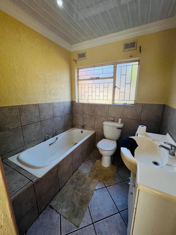 5 Bedroom Property for Sale in New State Area Gauteng