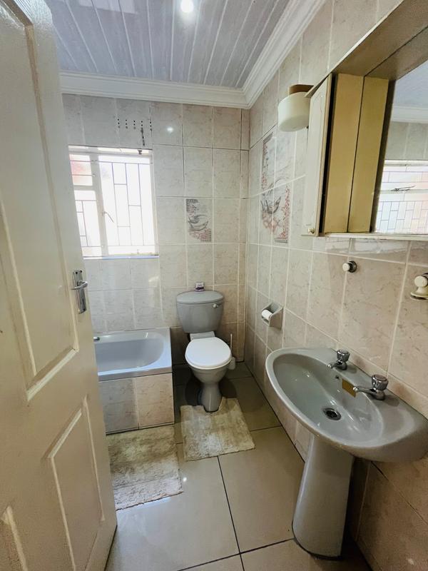 5 Bedroom Property for Sale in New State Area Gauteng