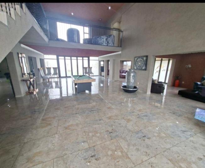 5 Bedroom Property for Sale in Selcourt Gauteng
