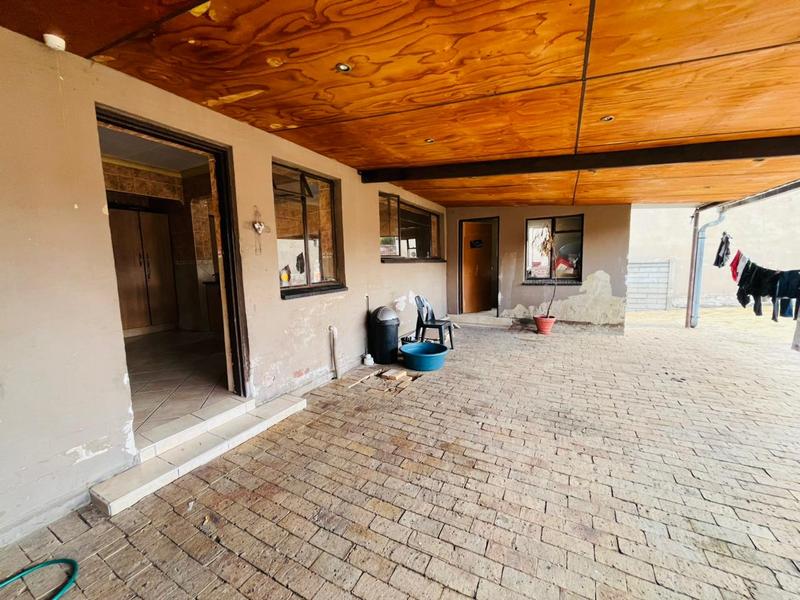 3 Bedroom Property for Sale in South Hills Gauteng