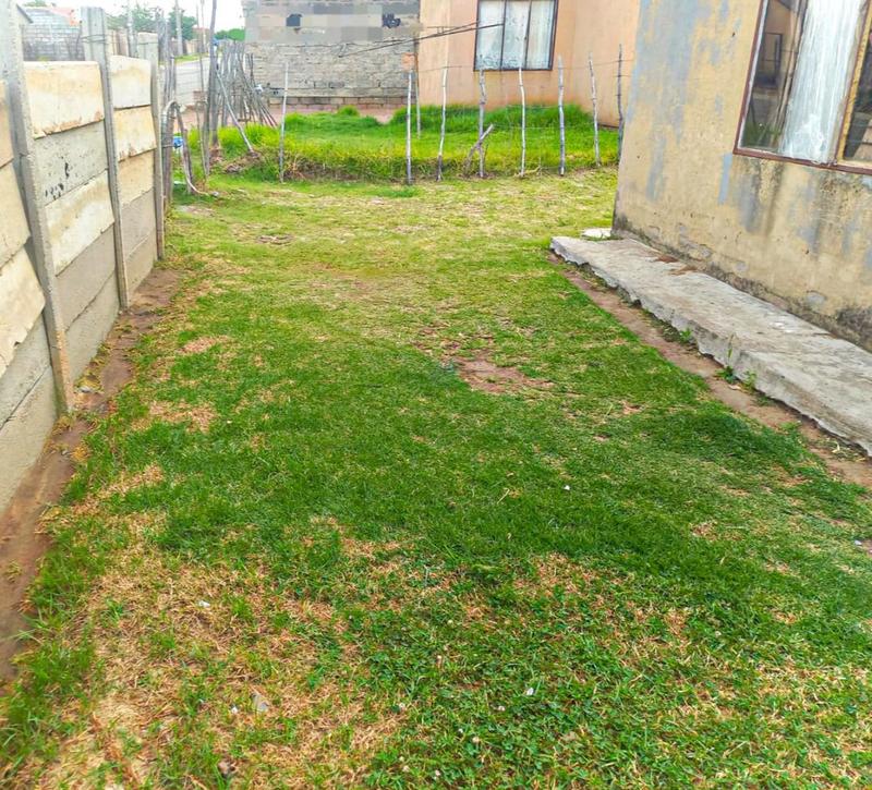 2 Bedroom Property for Sale in Duduza Gauteng