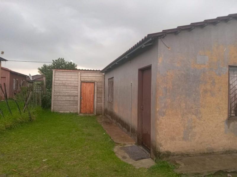 2 Bedroom Property for Sale in Duduza Gauteng