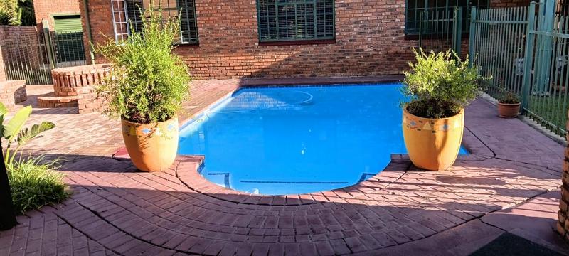 3 Bedroom Property for Sale in Dorandia Gauteng