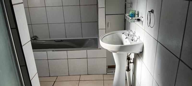 3 Bedroom Property for Sale in Dorandia Gauteng