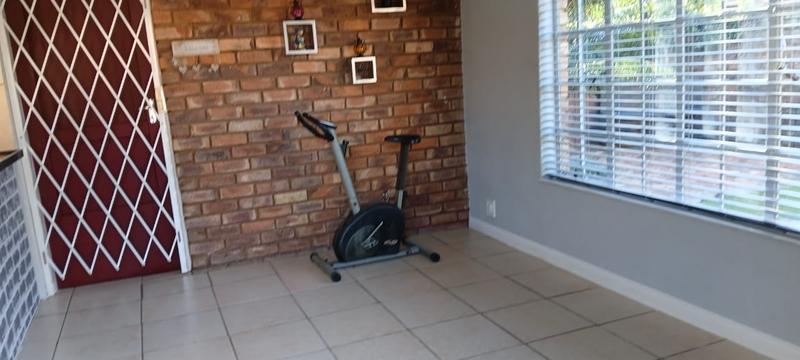 3 Bedroom Property for Sale in Dorandia Gauteng