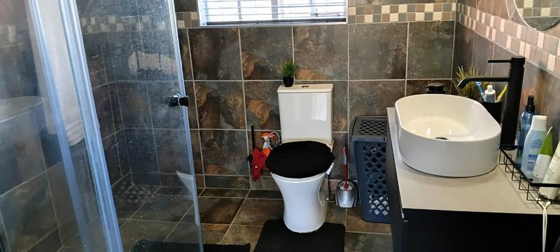 3 Bedroom Property for Sale in Dorandia Gauteng
