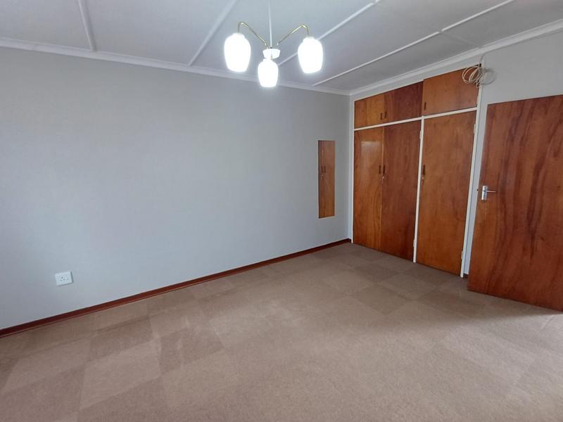 1 Bedroom Property for Sale in Vanderbijlpark CW 3 Gauteng
