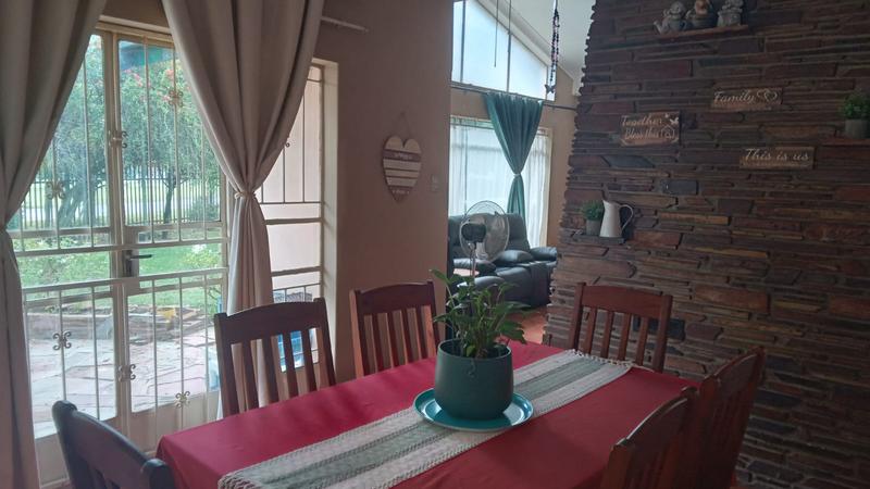 3 Bedroom Property for Sale in Three Rivers Gauteng