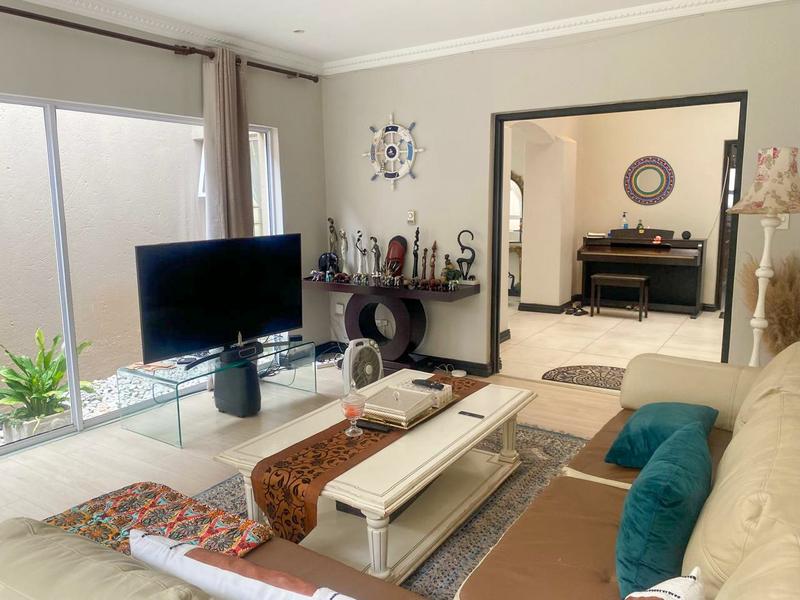 To Let 5 Bedroom Property for Rent in Dainfern Gauteng