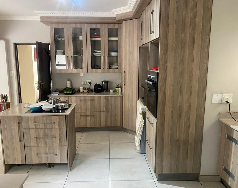 To Let 5 Bedroom Property for Rent in Dainfern Gauteng