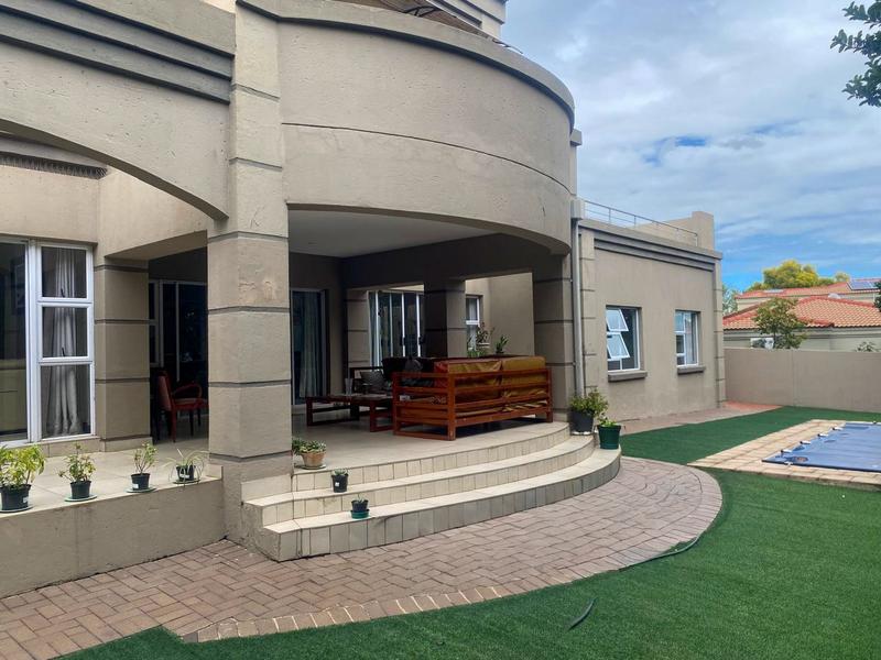 To Let 5 Bedroom Property for Rent in Dainfern Gauteng