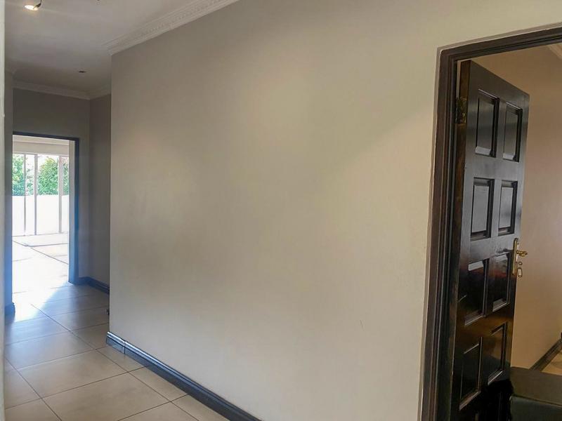 To Let 5 Bedroom Property for Rent in Dainfern Gauteng
