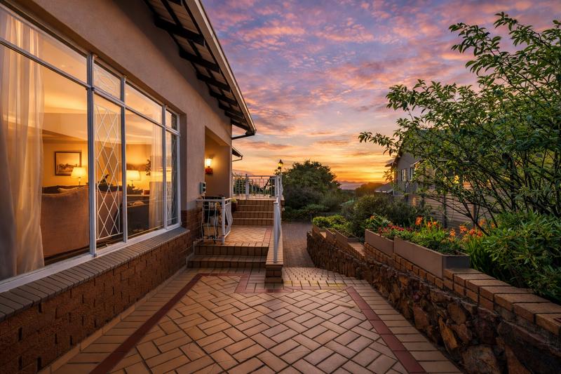 4 Bedroom Property for Sale in Waterkloof Ridge Gauteng