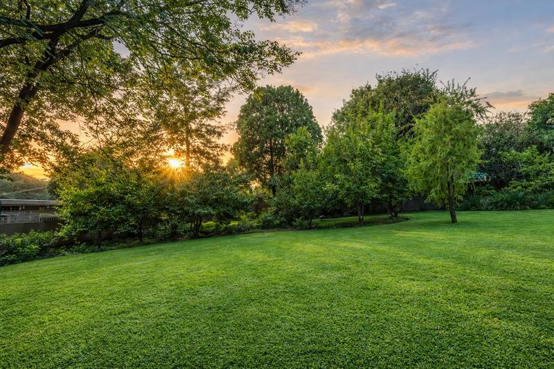 4 Bedroom Property for Sale in Waterkloof Ridge Gauteng