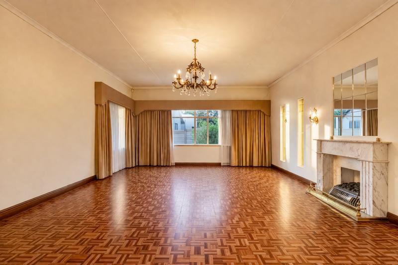 4 Bedroom Property for Sale in Waterkloof Ridge Gauteng