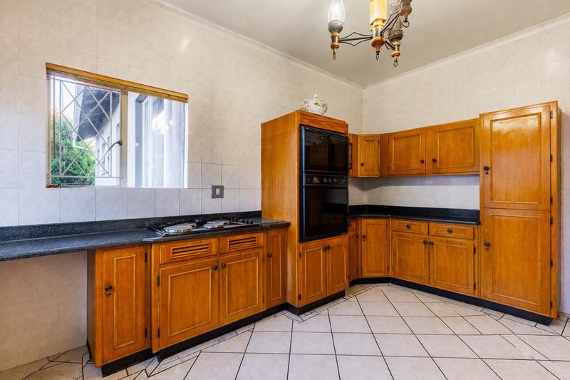 4 Bedroom Property for Sale in Waterkloof Ridge Gauteng